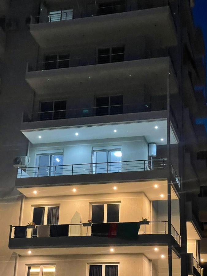 Sea & Sun Apartment Vlorë 外观 照片