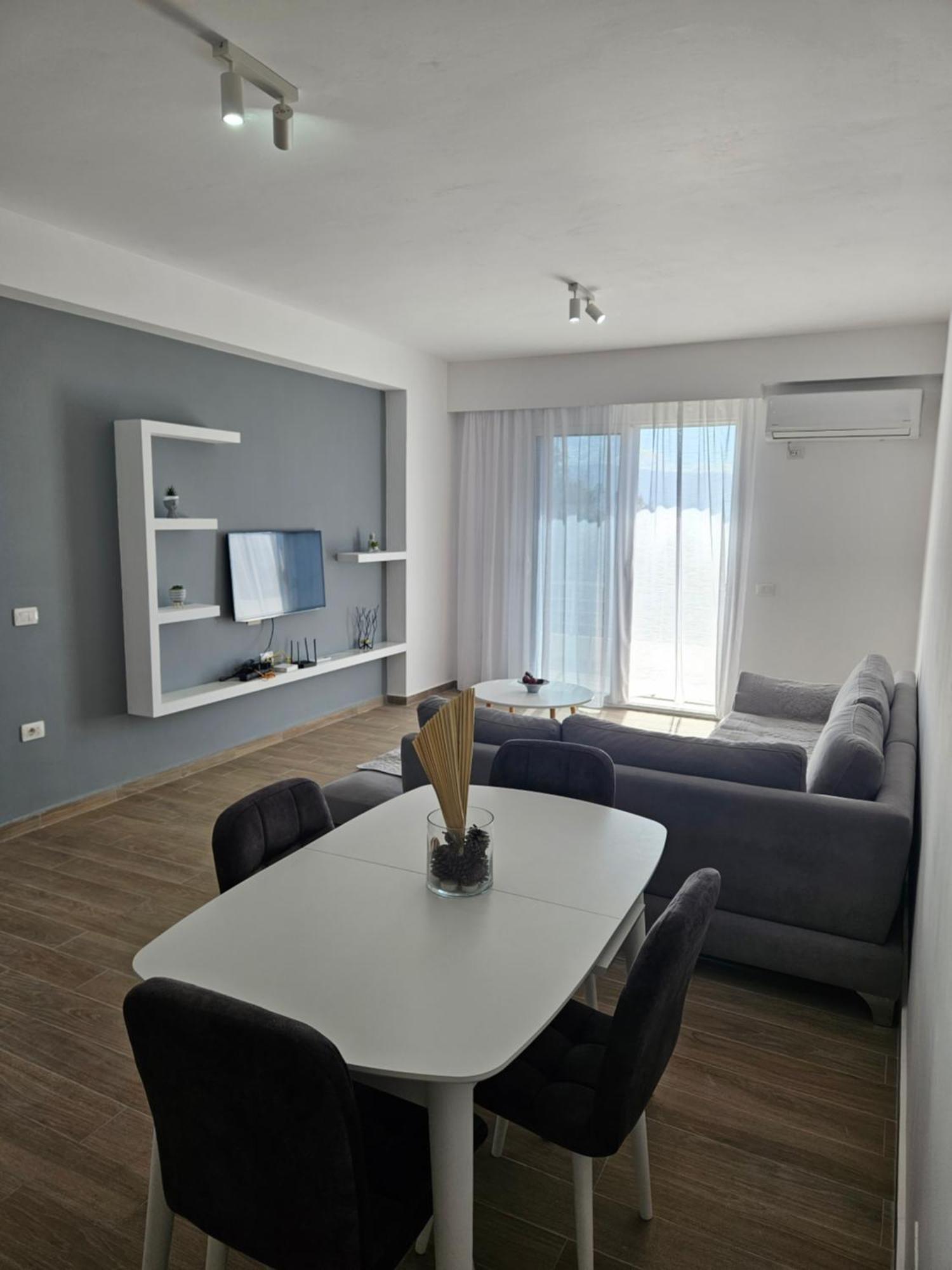 Sea & Sun Apartment Vlorë 外观 照片