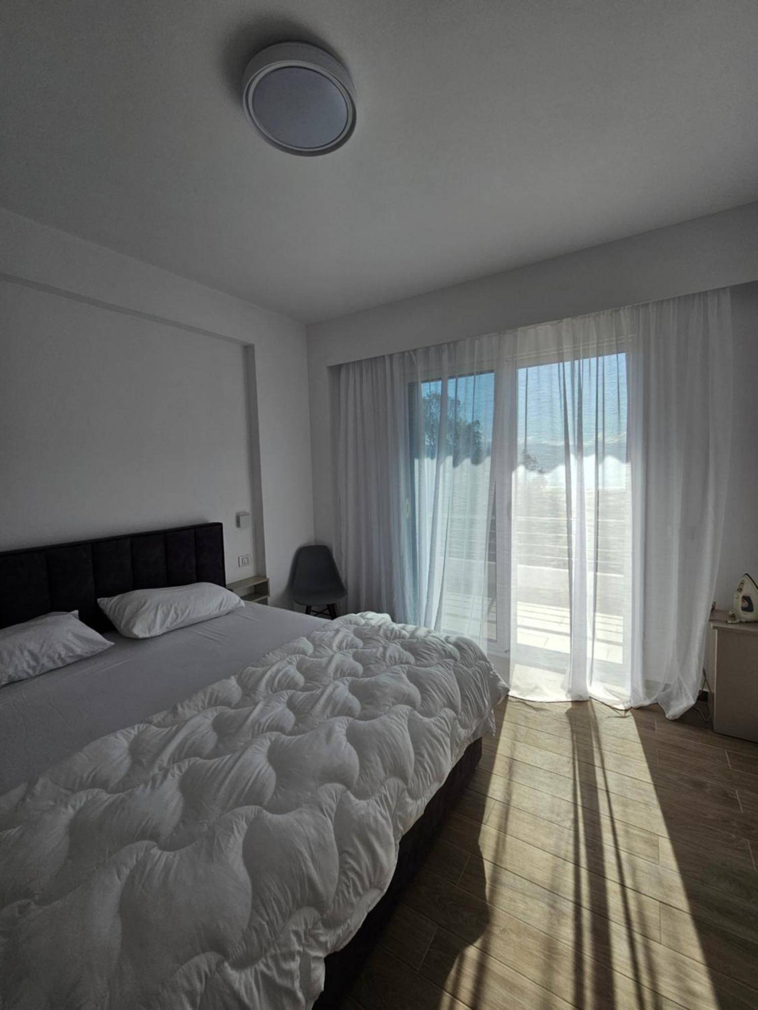 Sea & Sun Apartment Vlorë 外观 照片
